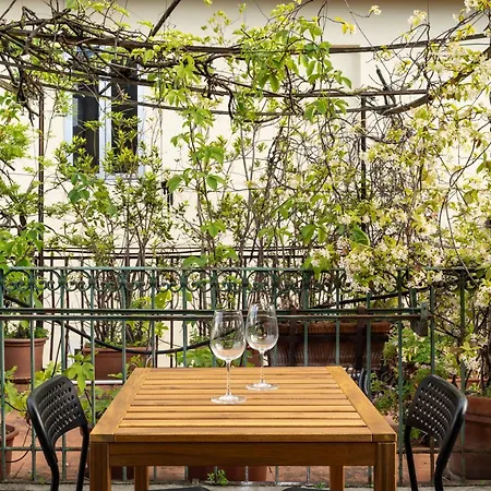 Santa Croce Apartman *